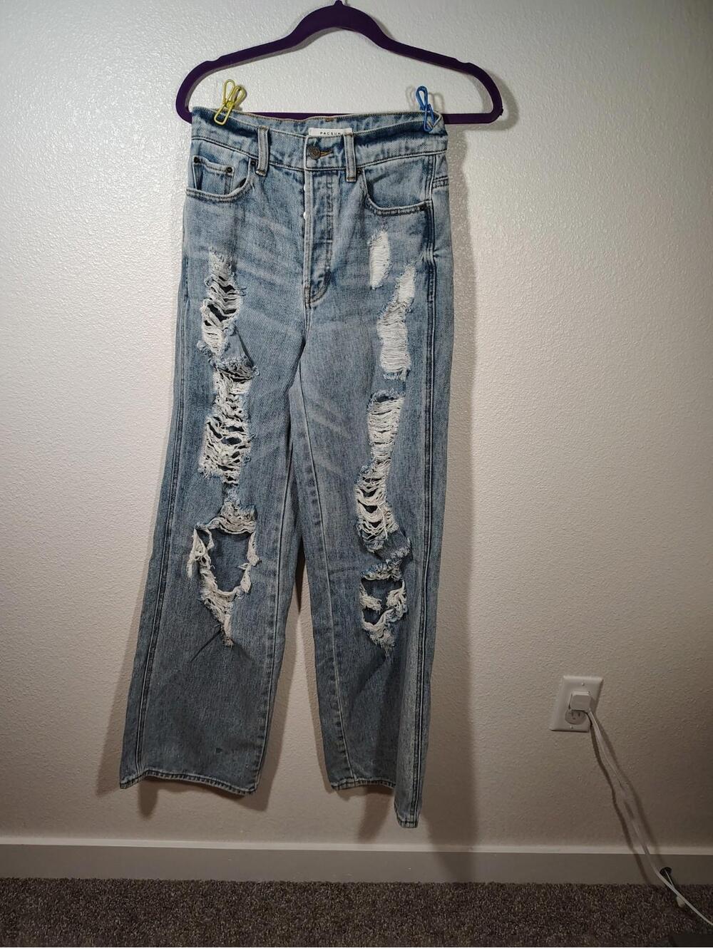 Pacsun Women's Baggy Jeans Distressed Denim wide leg Sz 26